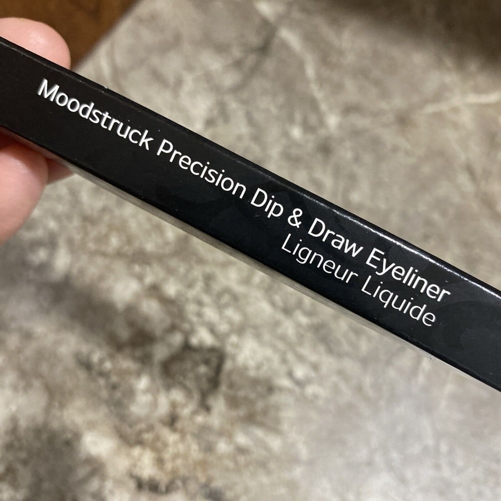Younique Moodstruck Precision Dip & Draw Eyeliner - Polarized HTF - Picture 5 of 5